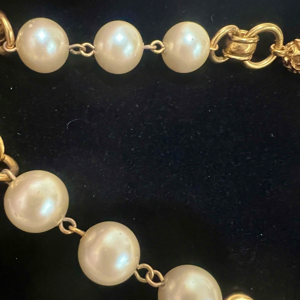 Rare💎✨Chanel Vintage 24K Gold Plated and White Pearl long necklace Necklace - Picture 8 of 10